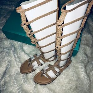NWB Gladiator Sandals sz 7